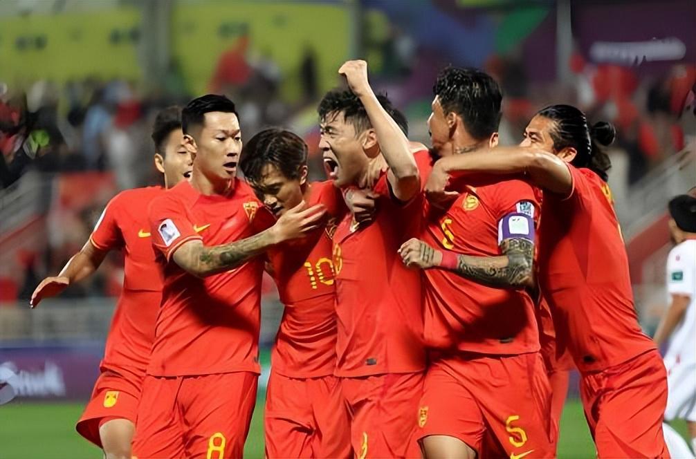 乐趣无穷-喜讯！朱鹏宇仅用一场热身赛就征服邵佳一，直接为国足进球爆发